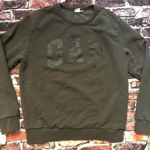 GAP Women’s Olive Crewneck Sweatshirt
